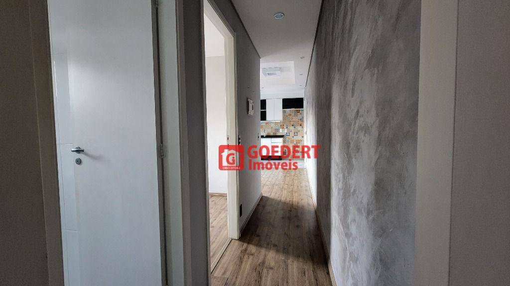 Apartamento à venda com 2 quartos, 43m² - Foto 5