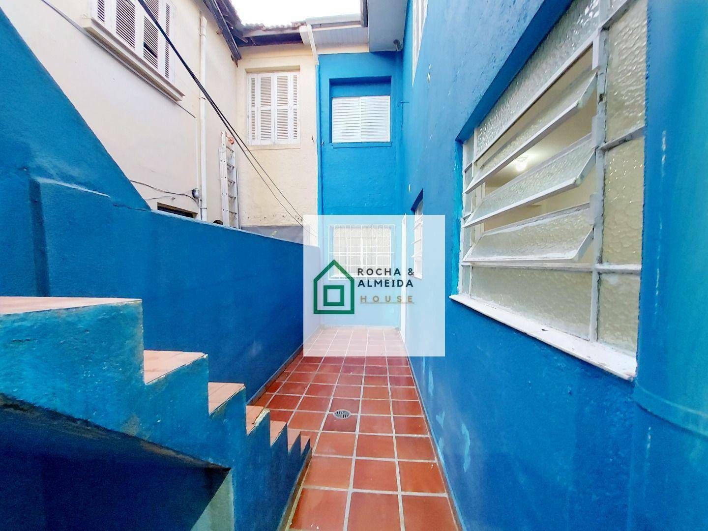 Casa para alugar com 4 quartos, 160m² - Foto 19