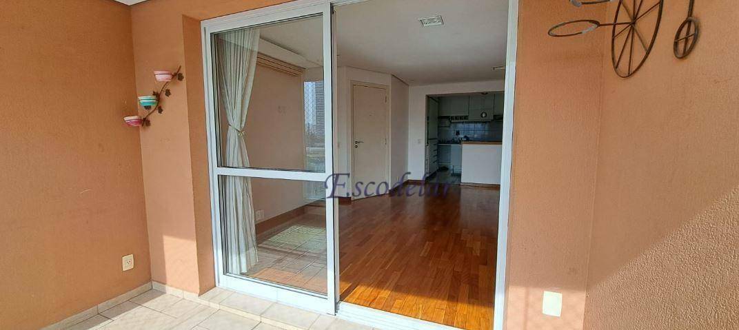 Apartamento para alugar com 3 quartos, 98m² - Foto 2