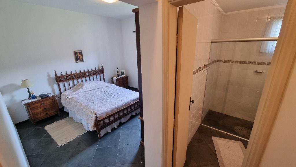 Apartamento à venda com 3 quartos, 168m² - Foto 11