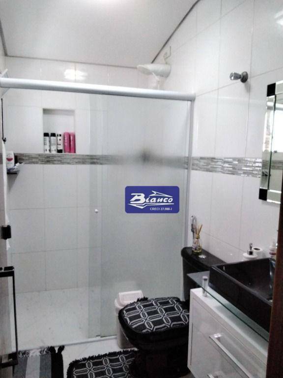 Sobrado à venda com 3 quartos, 190m² - Foto 2