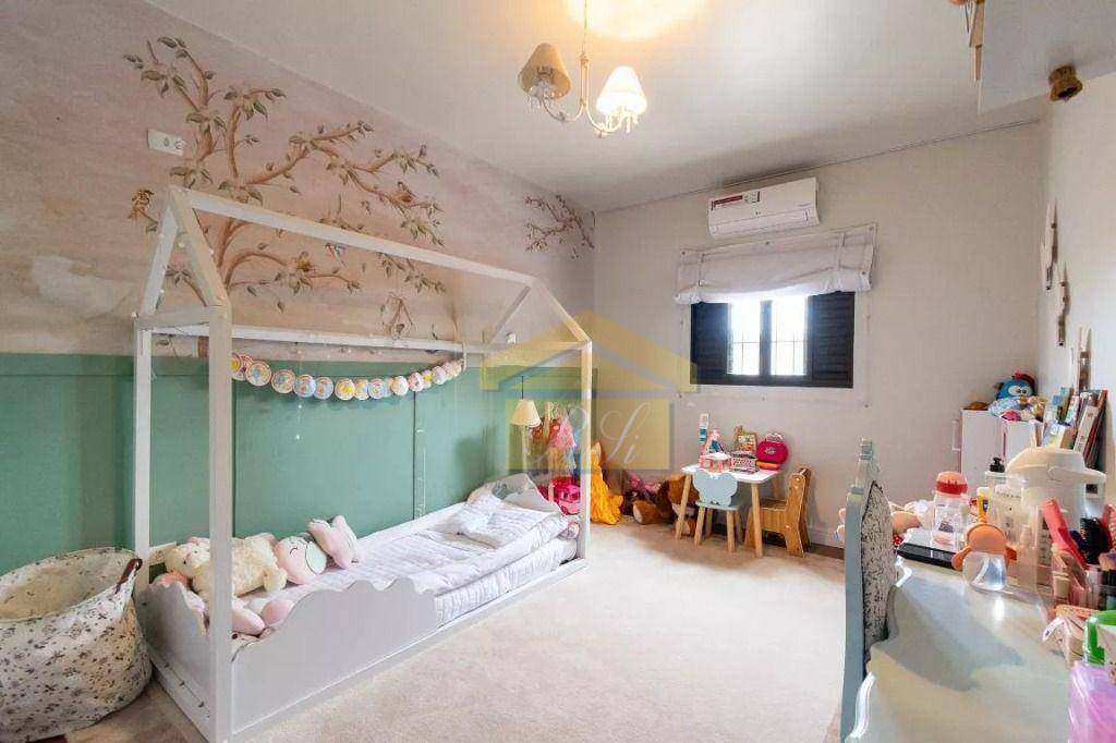 Casa à venda e aluguel com 4 quartos, 230m² - Foto 12