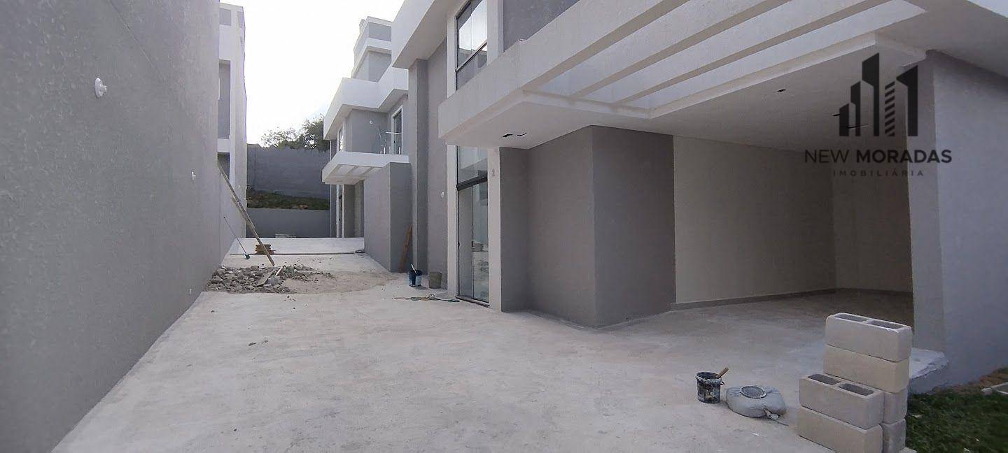 Sobrado à venda com 3 quartos, 140m² - Foto 2