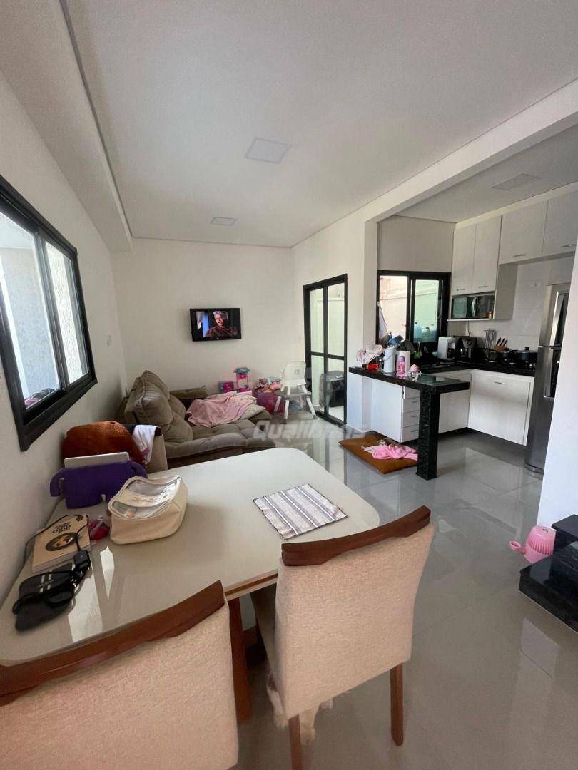 Sobrado à venda com 2 quartos, 138m² - Foto 2