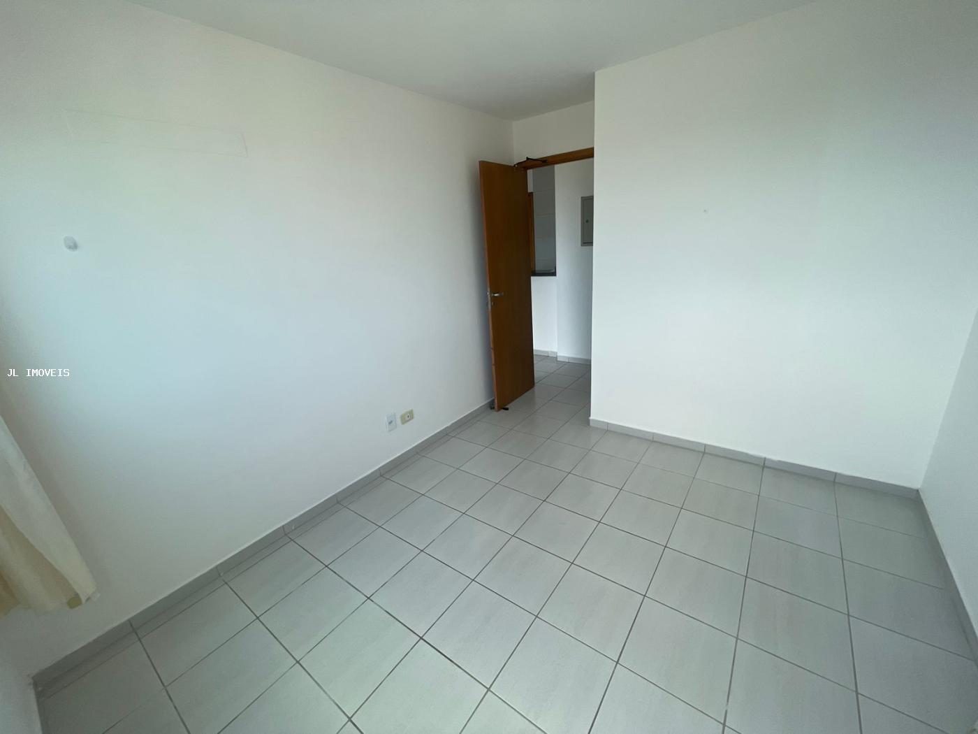 Apartamento para alugar com 2 quartos, 57m² - Foto 12