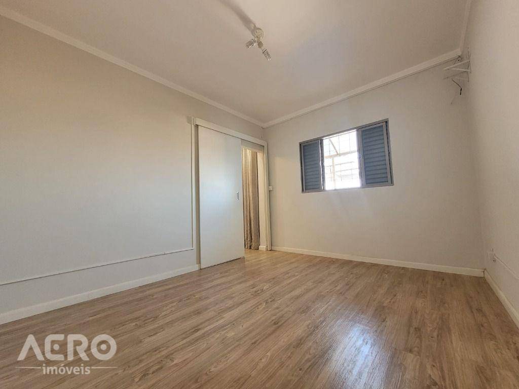 Casa à venda com 4 quartos, 170m² - Foto 37