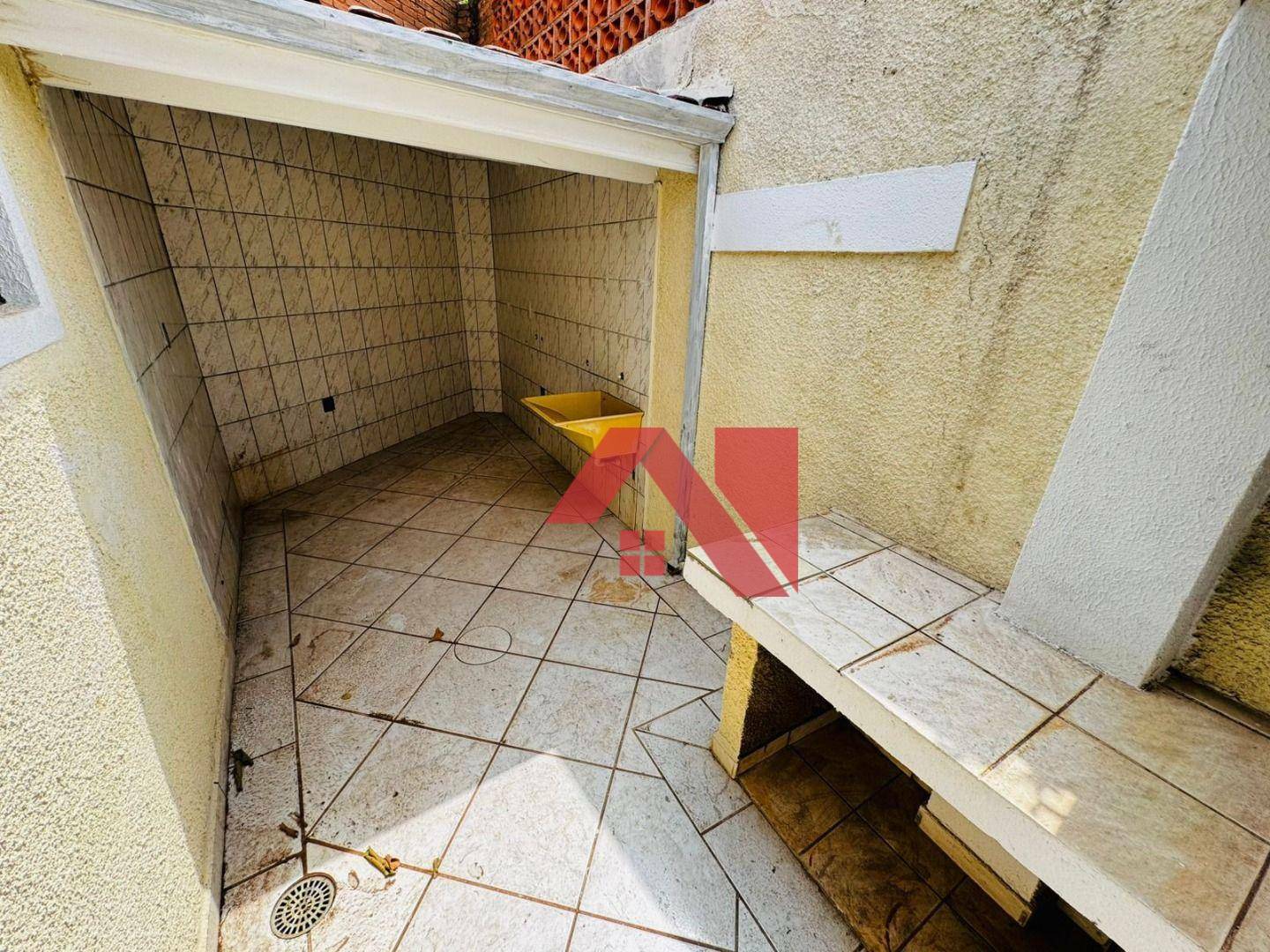 Casa à venda com 3 quartos, 180m² - Foto 11