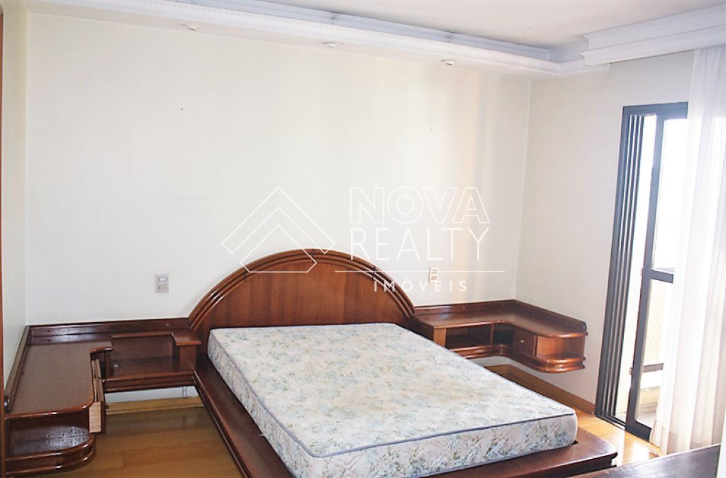 Apartamento à venda com 4 quartos, 159m² - Foto 7