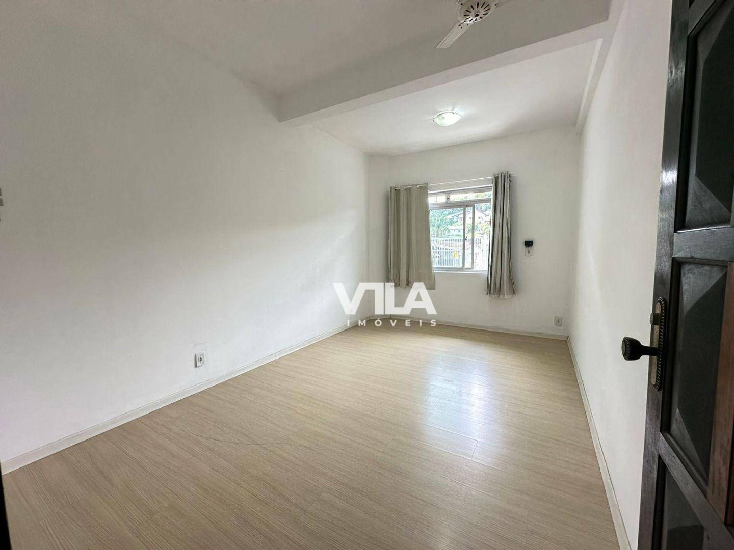 Casa à venda com 4 quartos, 313m² - Foto 44