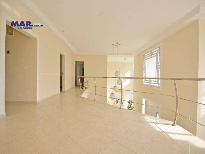 Casa à venda com 6 quartos, 550m² - Foto 22