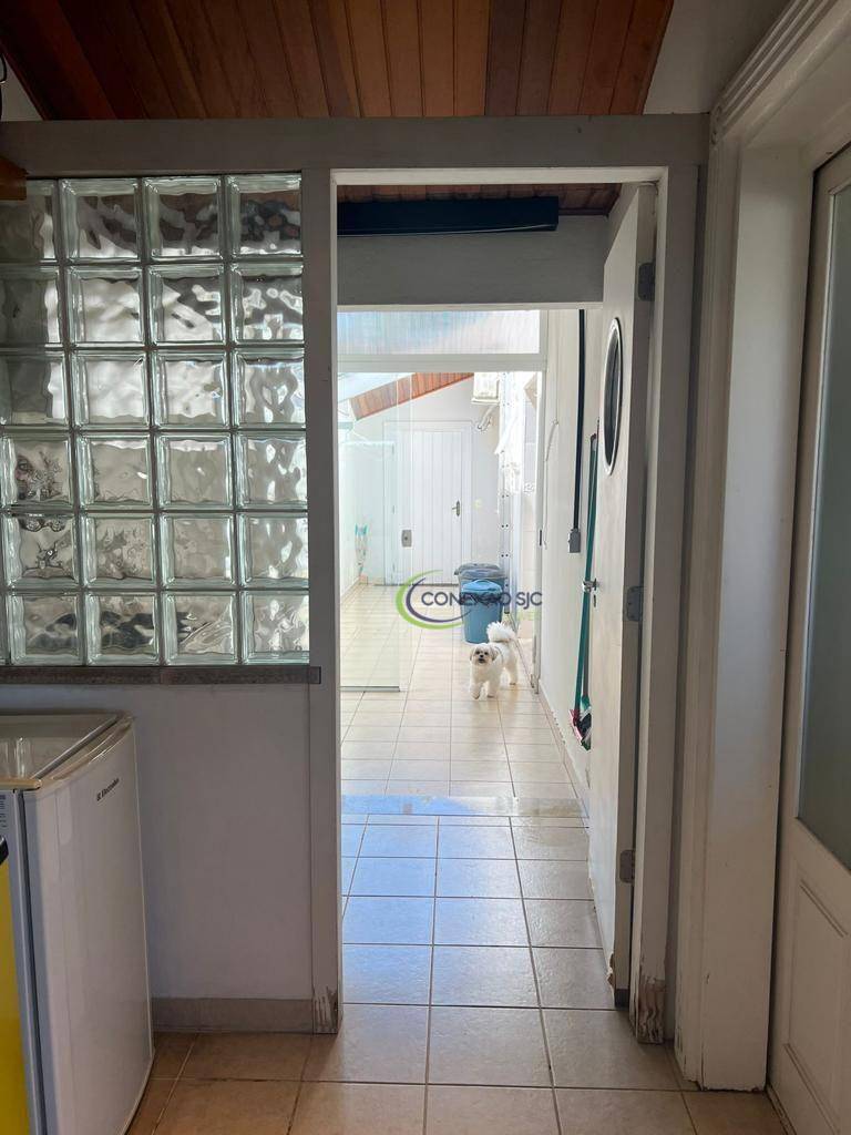 Sobrado à venda com 5 quartos, 322m² - Foto 153