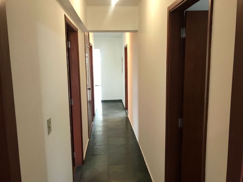 Apartamento à venda com 3 quartos, 125m² - Foto 19