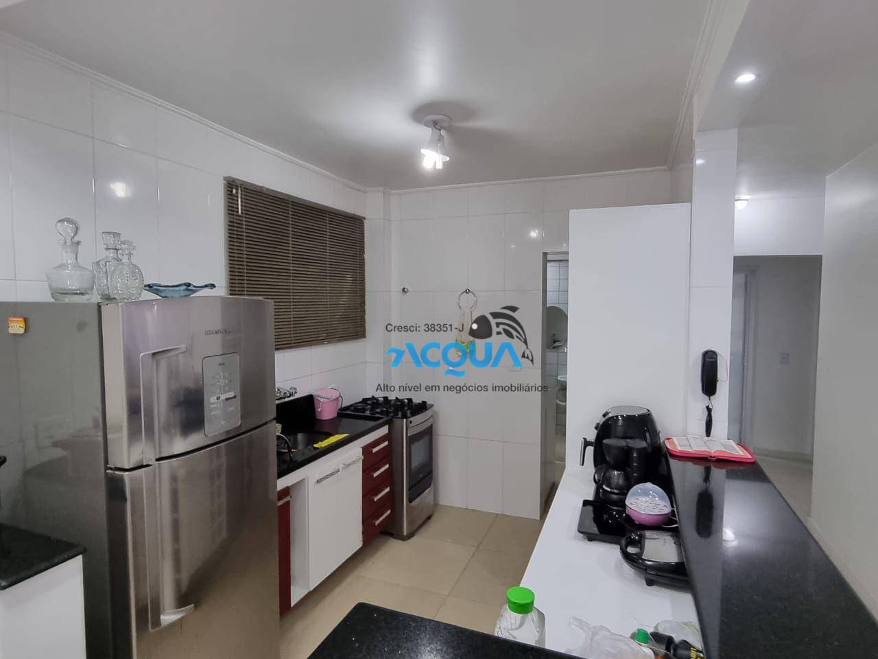 Apartamento à venda com 2 quartos, 70m² - Foto 3