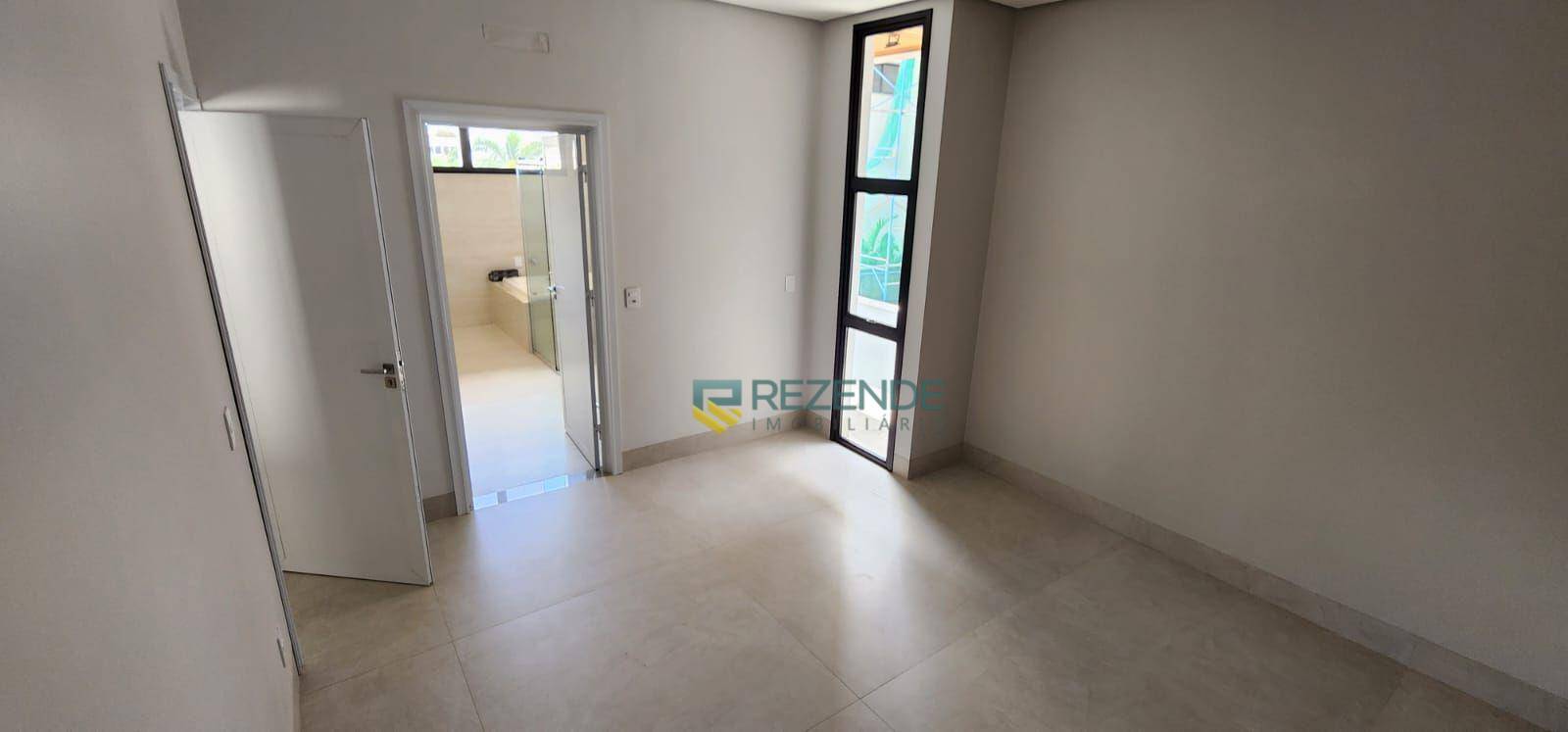 Sobrado à venda com 4 quartos, 330m² - Foto 4