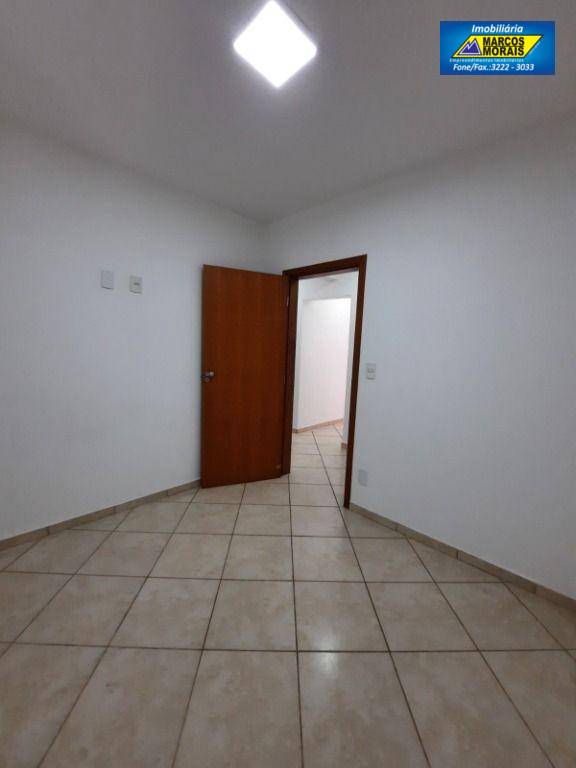 Apartamento à venda e aluguel com 3 quartos, 100m² - Foto 12
