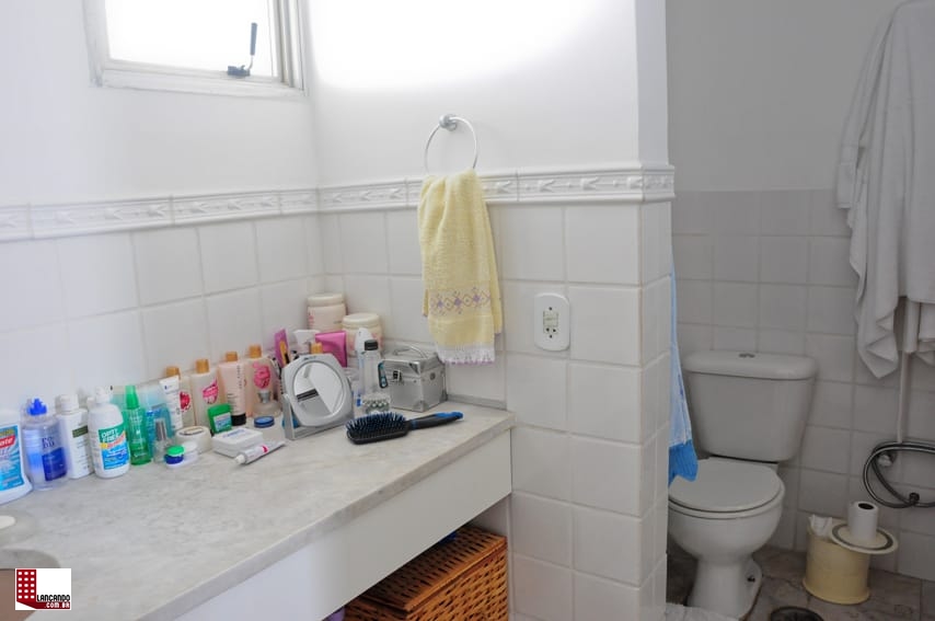 Apartamento à venda com 4 quartos, 220m² - Foto 12