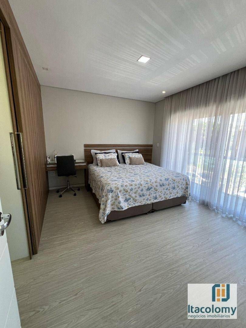 Casa de Condomínio à venda com 3 quartos, 254m² - Foto 19