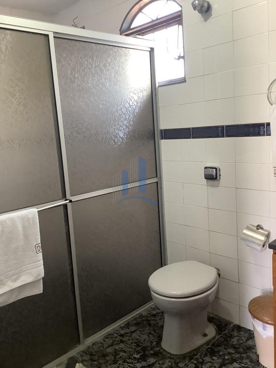 Sobrado à venda com 4 quartos, 218m² - Foto 13