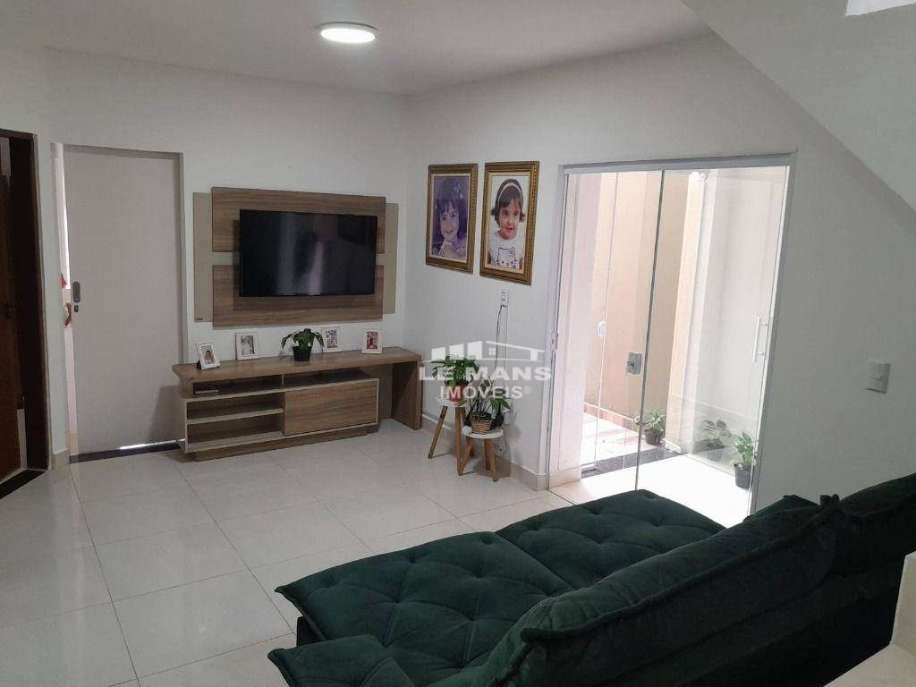 Casa à venda com 4 quartos, 155m² - Foto 12