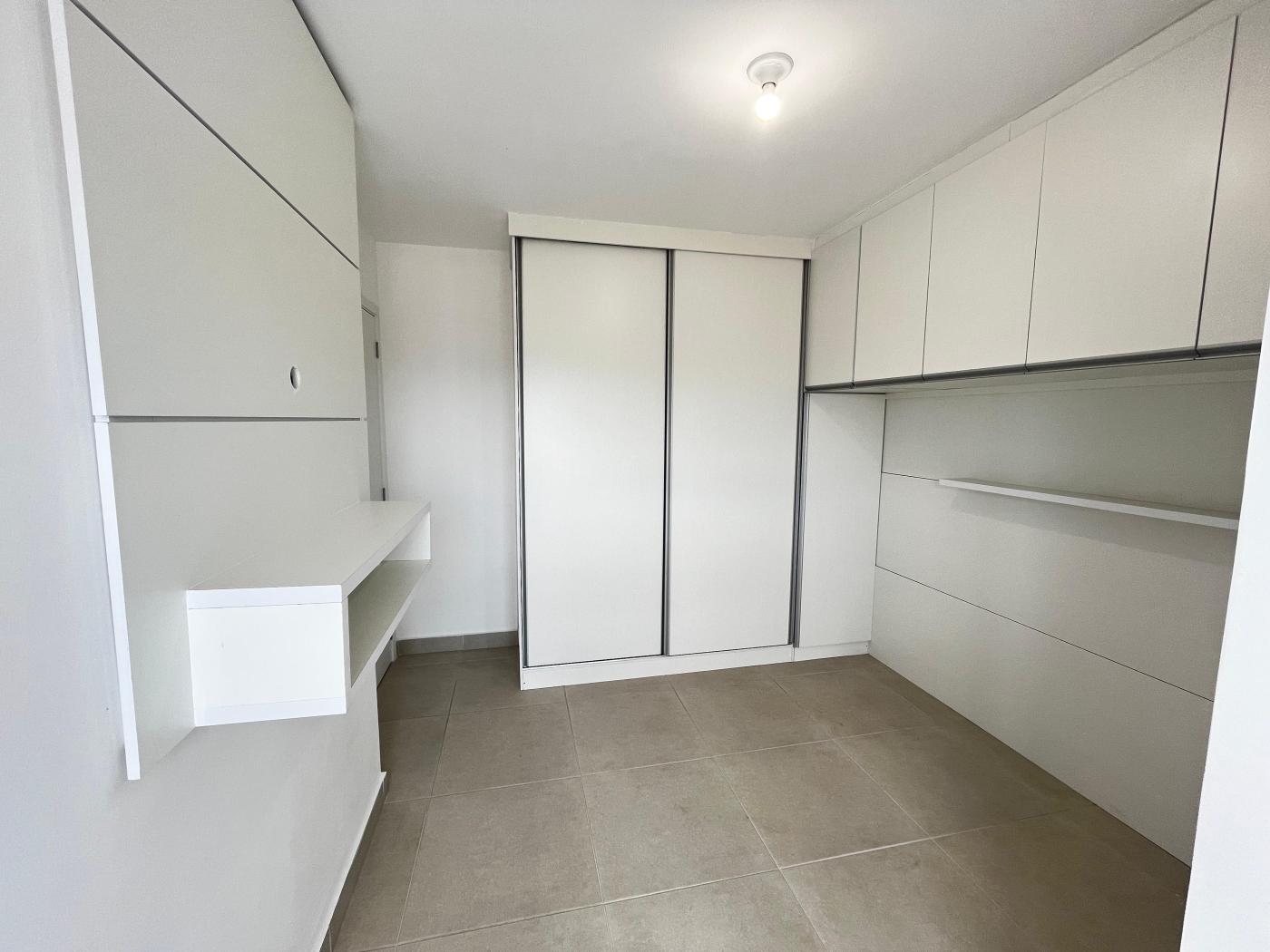 Apartamento para alugar com 2 quartos, 58m² - Foto 10