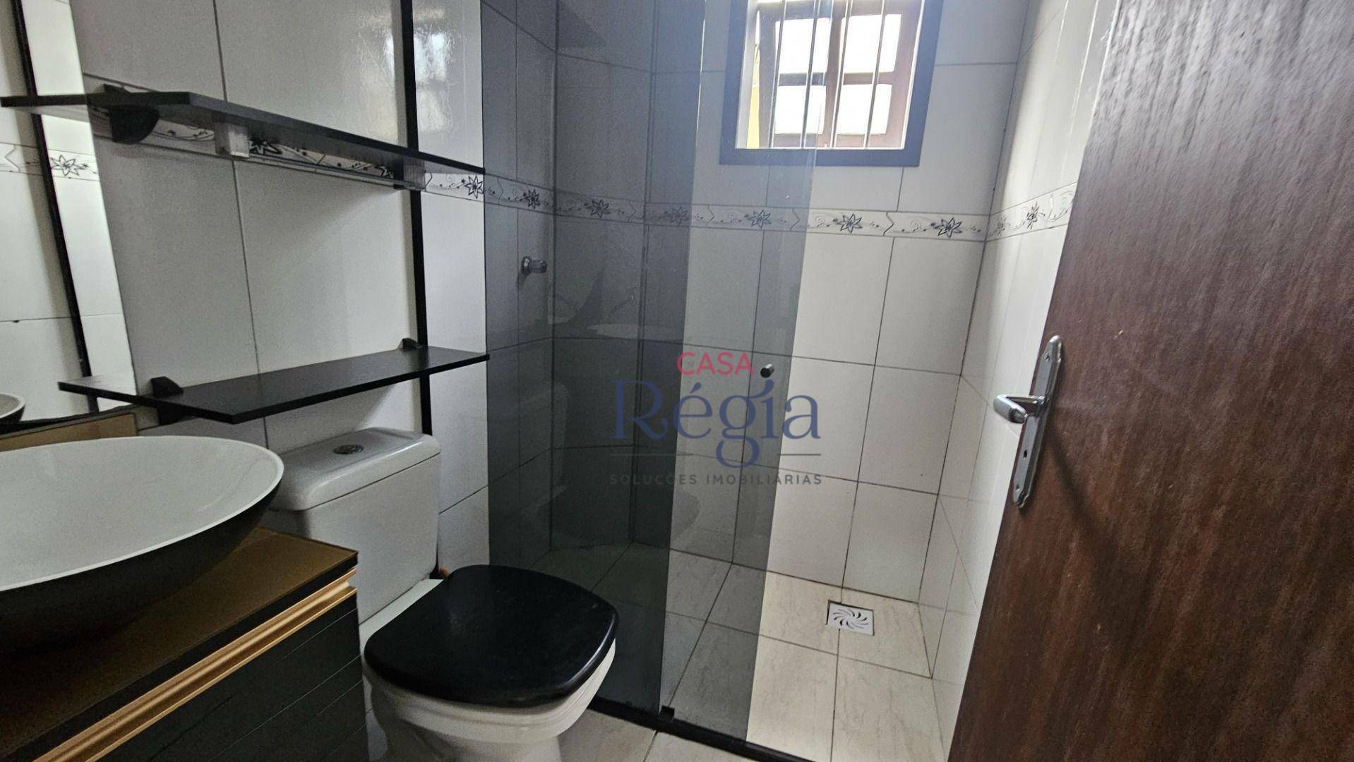 Casa à venda com 5 quartos, 220m² - Foto 21