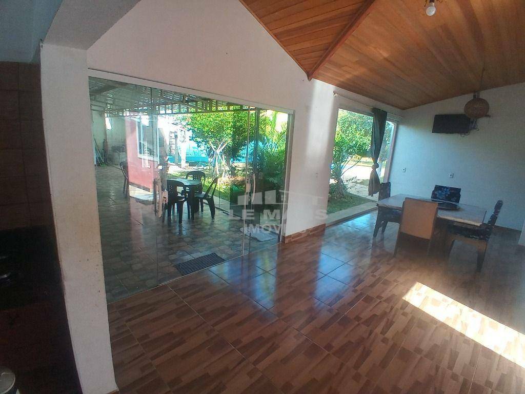 Chácara à venda com 4 quartos, 380m² - Foto 9