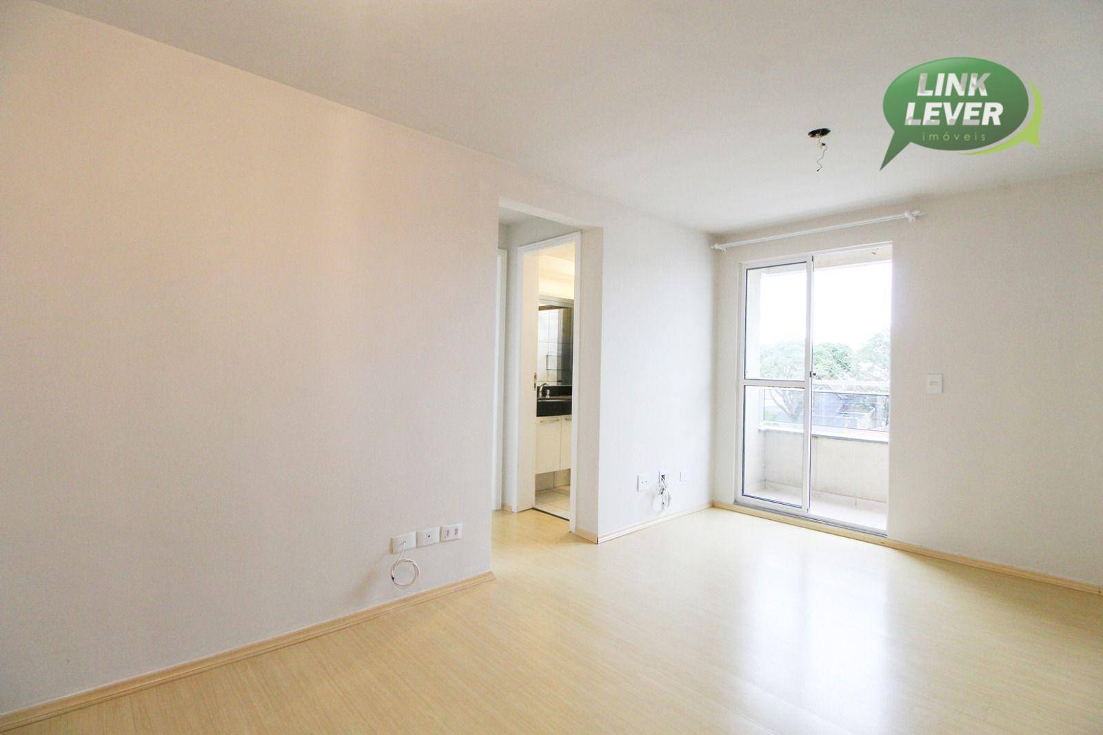 Apartamento à venda com 2 quartos, 50m² - Foto 2