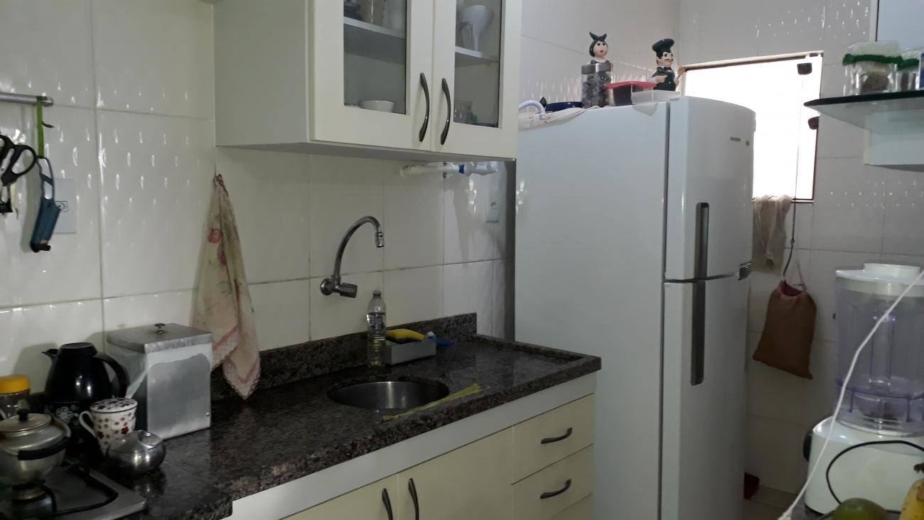 Apartamento à venda com 2 quartos, 82m² - Foto 3