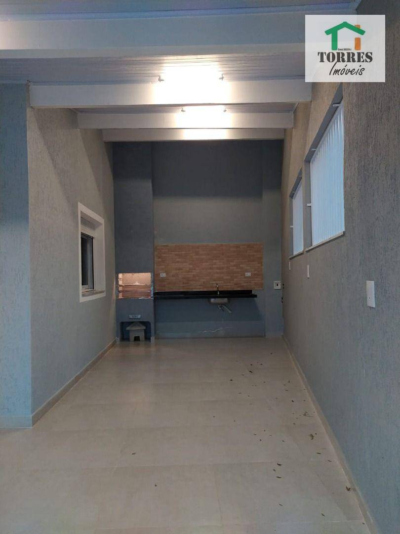 Casa à venda com 3 quartos, 140m² - Foto 4