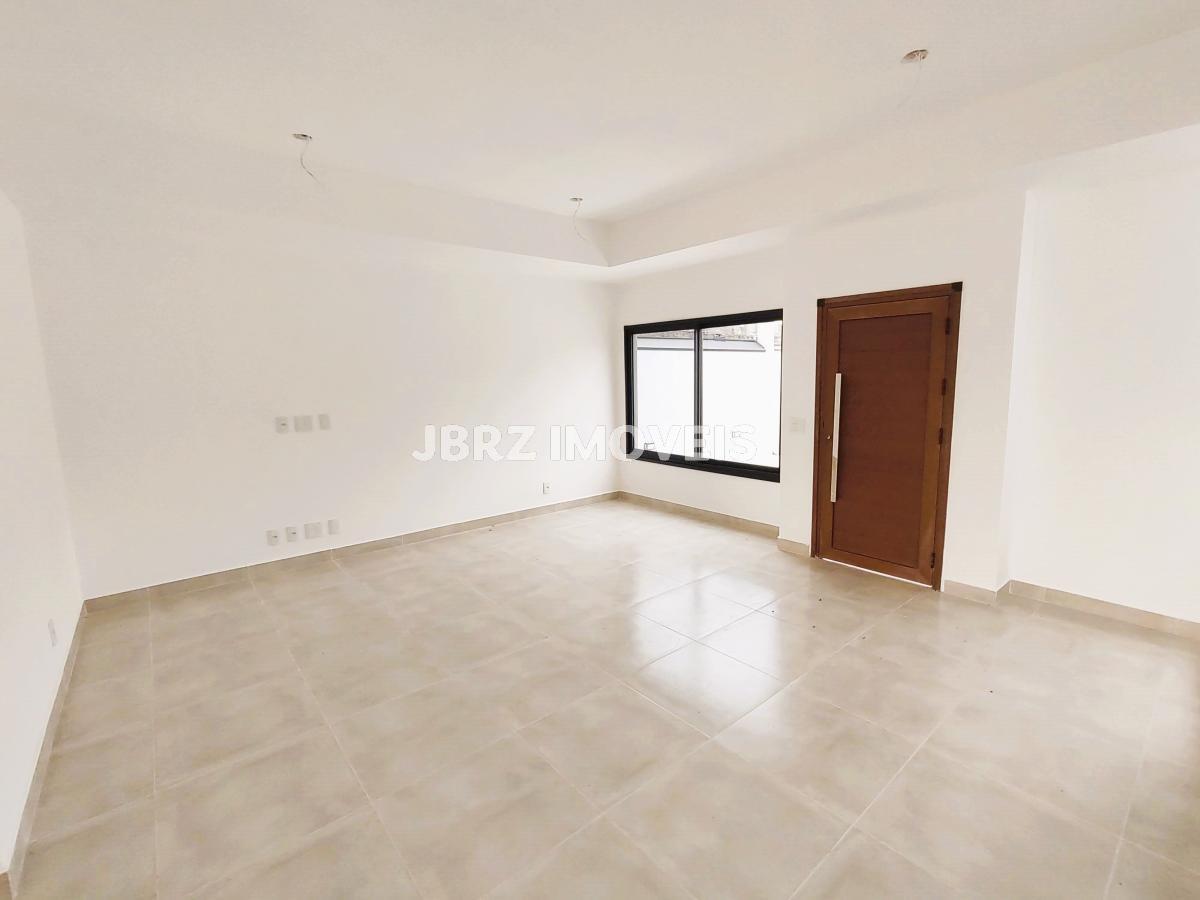 Casa à venda com 3 quartos, 186m² - Foto 4