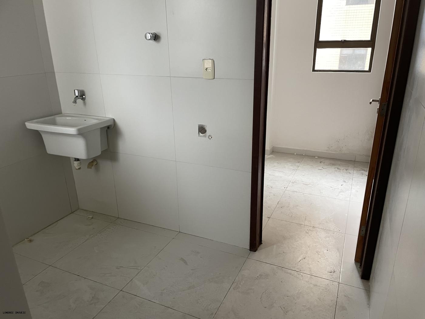 Apartamento à venda com 4 quartos, 158m² - Foto 17