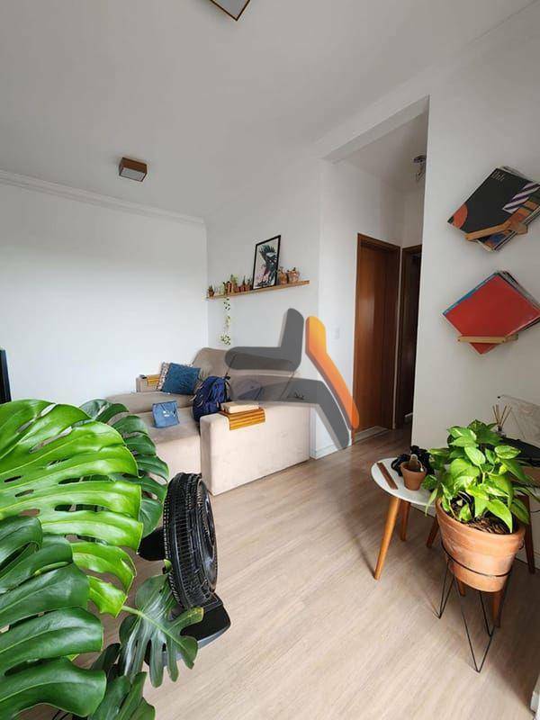 Apartamento à venda com 2 quartos, 63m² - Foto 1