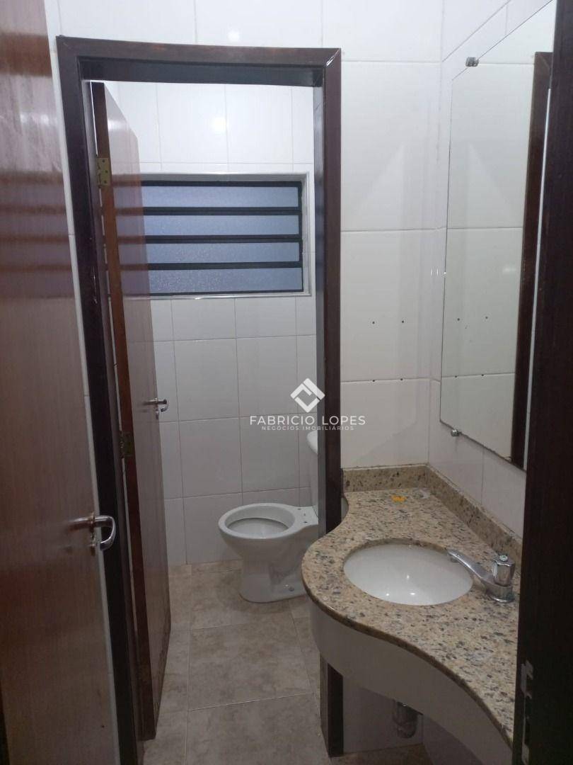 Casa à venda com 4 quartos, 324m² - Foto 14