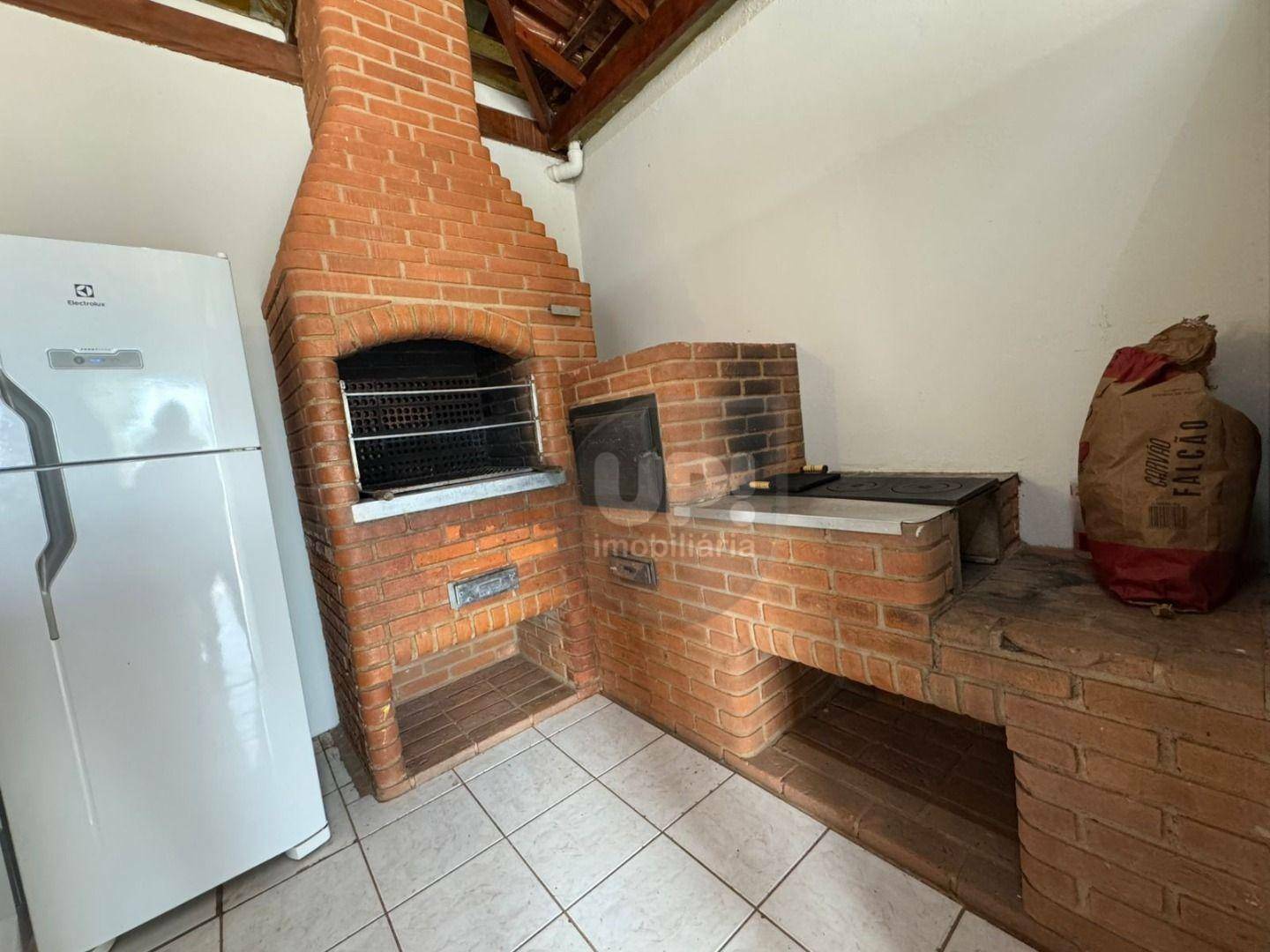 Chácara à venda com 2 quartos, 1063m² - Foto 6