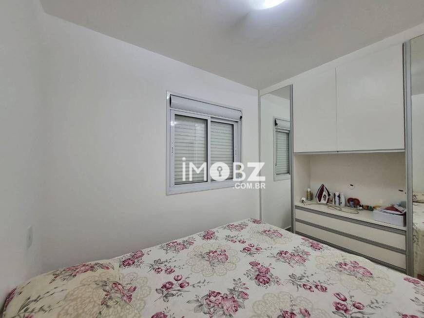 Apartamento à venda com 3 quartos, 66m² - Foto 9