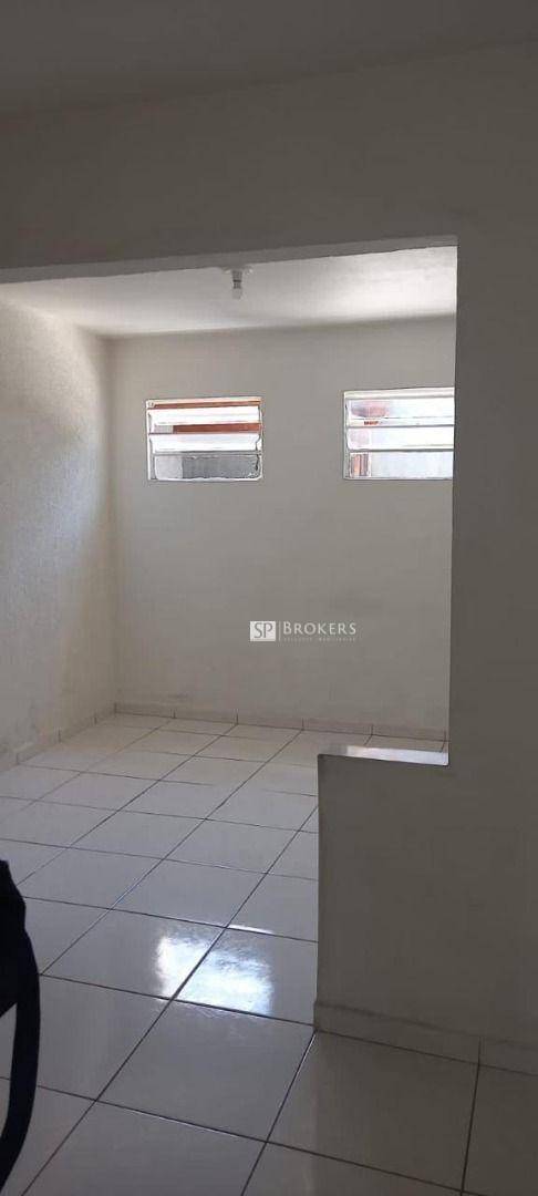 Casa à venda com 3 quartos, 101m² - Foto 18