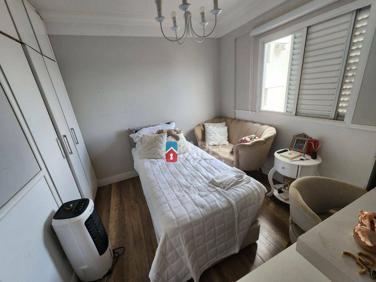 Apartamento à venda com 3 quartos, 86m² - Foto 7