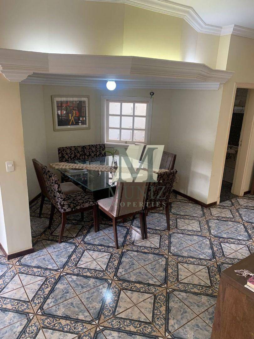 Casa à venda com 3 quartos, 277m² - Foto 5