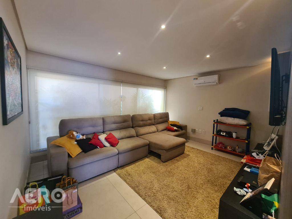 Casa de Condomínio à venda com 4 quartos, 408m² - Foto 41