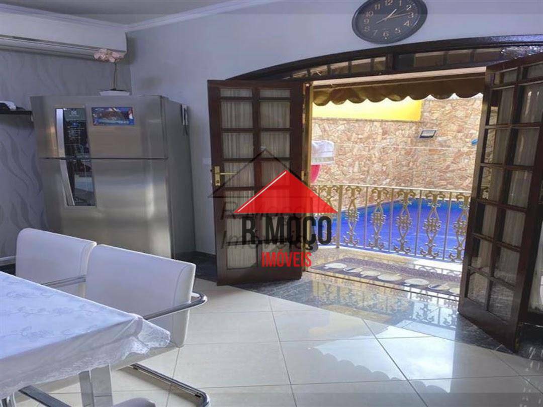 Sobrado à venda com 3 quartos, 348m² - Foto 33