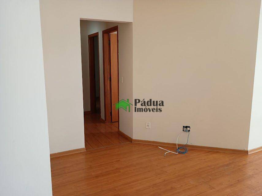 Apartamento para alugar com 3 quartos, 80m² - Foto 11