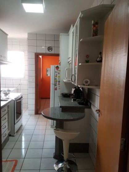 Apartamento à venda com 3 quartos, 110m² - Foto 16