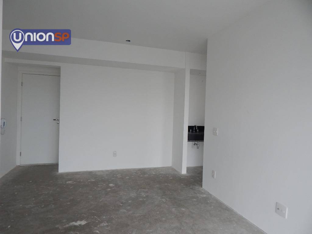 Apartamento à venda com 1 quarto, 58m² - Foto 4