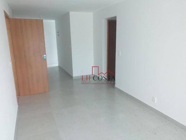 Apartamento à venda com 2 quartos, 70m² - Foto 10