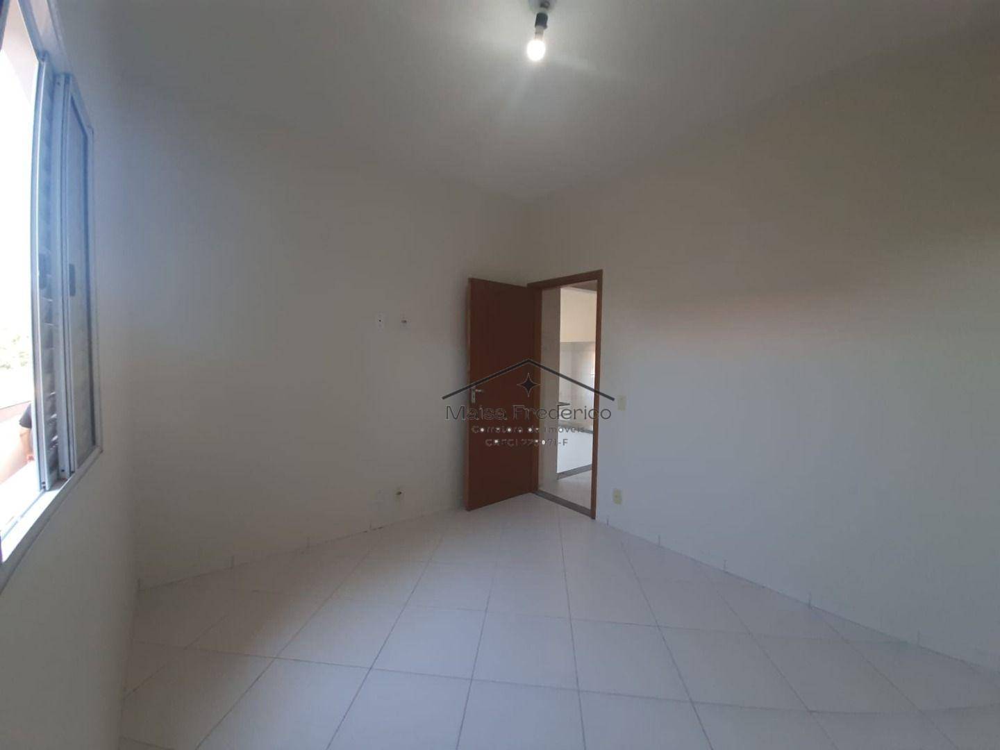 Casa à venda com 2 quartos, 120m² - Foto 31