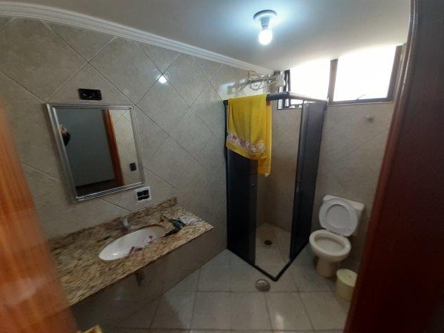 Casa à venda com 4 quartos, 350m² - Foto 31