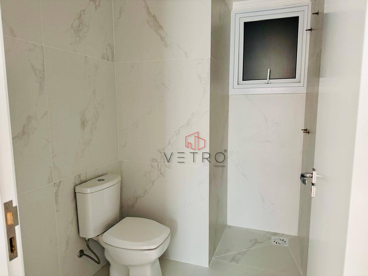 Apartamento à venda com 1 quarto, 68m² - Foto 17