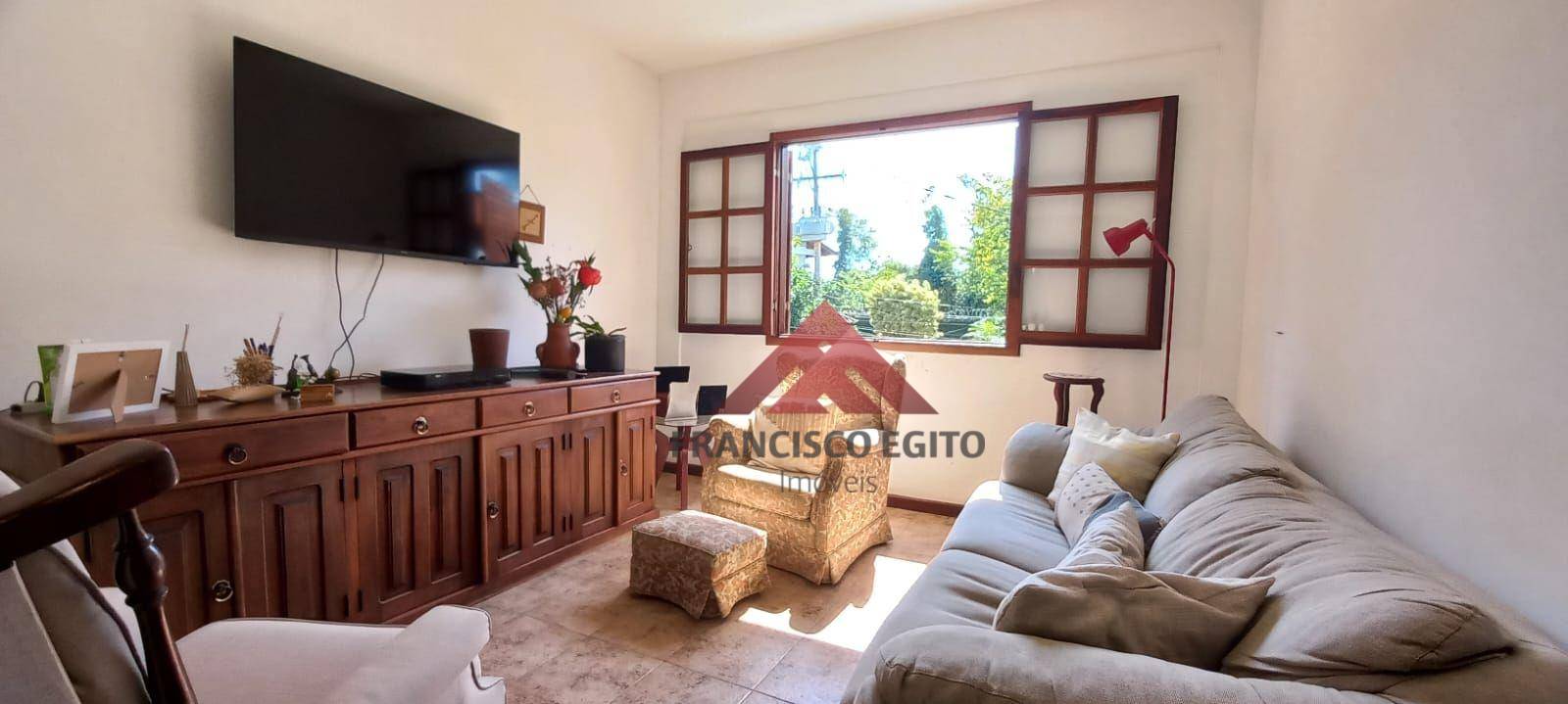 Casa à venda com 4 quartos, 244m² - Foto 11