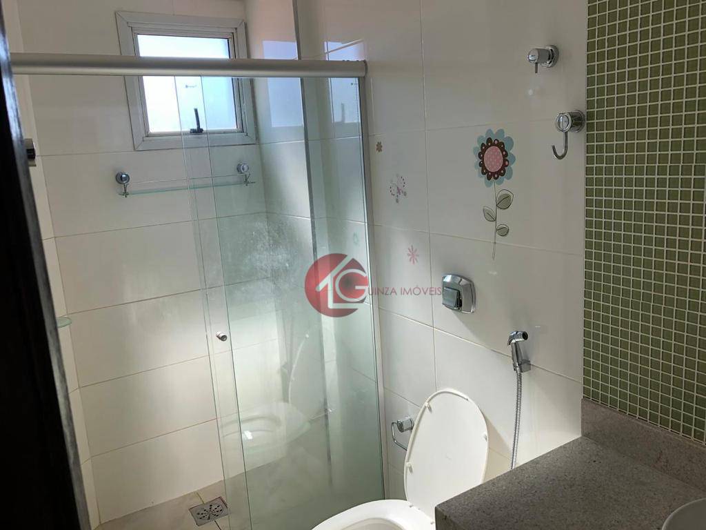 Apartamento à venda com 3 quartos, 200m² - Foto 17