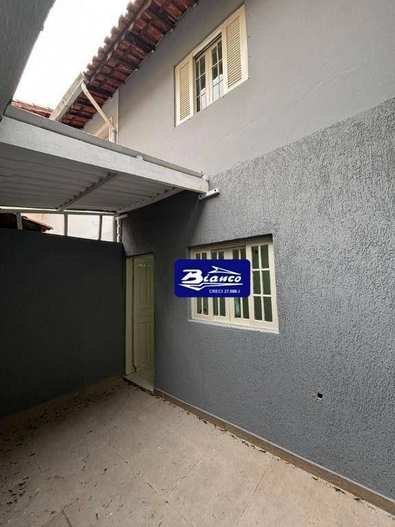 Sobrado para alugar com 2 quartos, 85m² - Foto 3